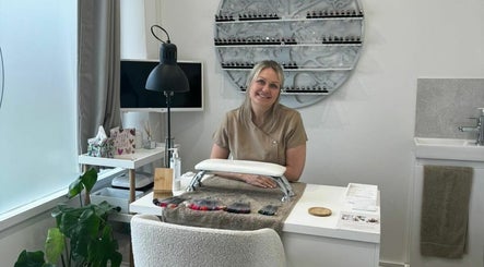 The Nail Room at Your Beauty Doctor, bild 2