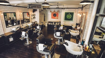 Huckle The Barber Old Street afbeelding 2