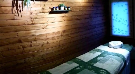 The Greenhouse Spa Retreat image 2