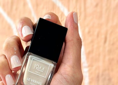 Elegant nails polished with vegan nail polish at La Maison Beauté by K, Moka, Moka District, MU.