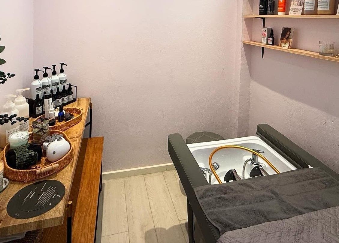 Relaxing spa room at La Maison Beauté by K, Moka, Moka District, MU, featuring hair wash station and products.