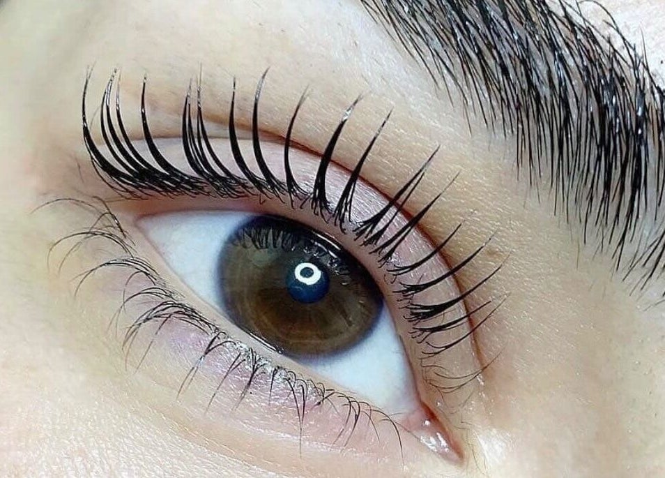 Close-up of a perfectly styled eyelash at Lashqueen York, York, England, GB, showcasing precise lash lifting.