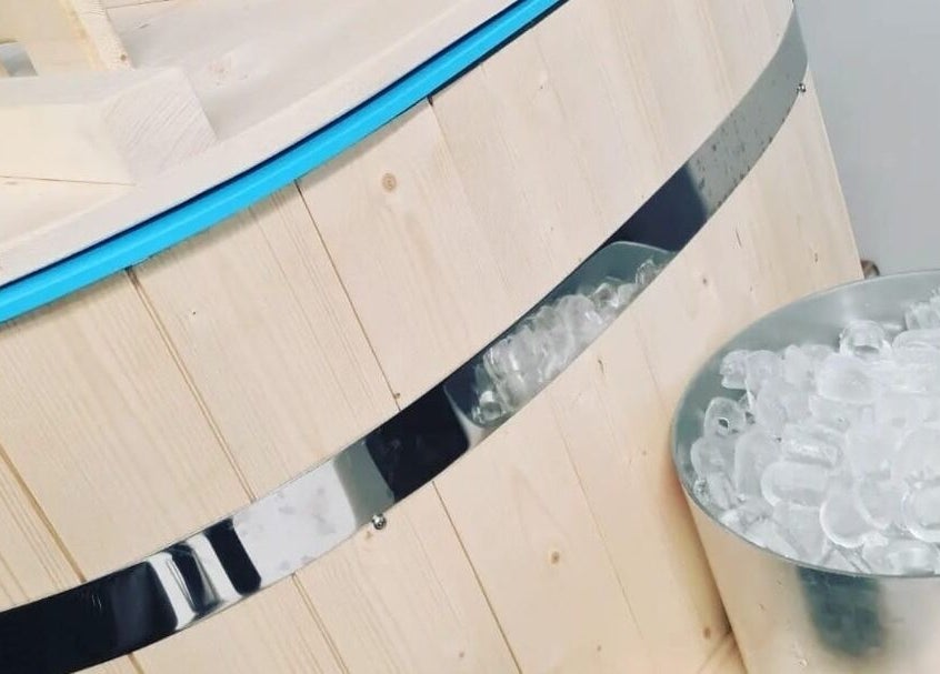Ice bath setup at Elevate Gym + Athlete Recovery in Clogher, Northern Ireland, GB for wellness and recovery.
