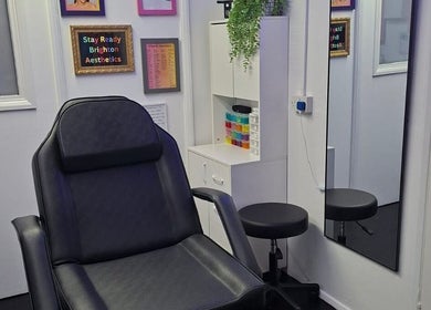 Stay Ready Brighton Aesthetics treatment room in Brighton And Hove, England, GB, featuring a comfortable chair.