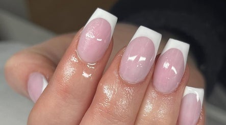 Lush Nail and Beauty Róisín image 2