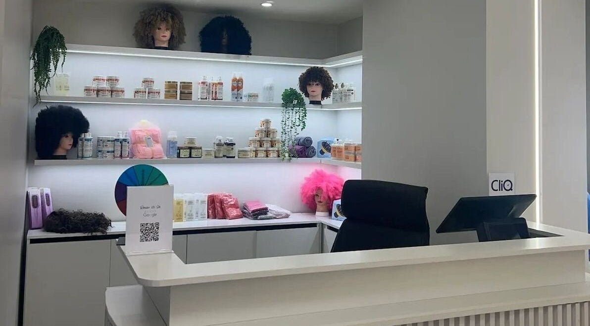 Chic reception at Curlz Beauty Center - Irbid with styling products, Irbid Governorate, JO.
