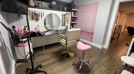 Orillia & Area Luxury Extension Beauty Bar