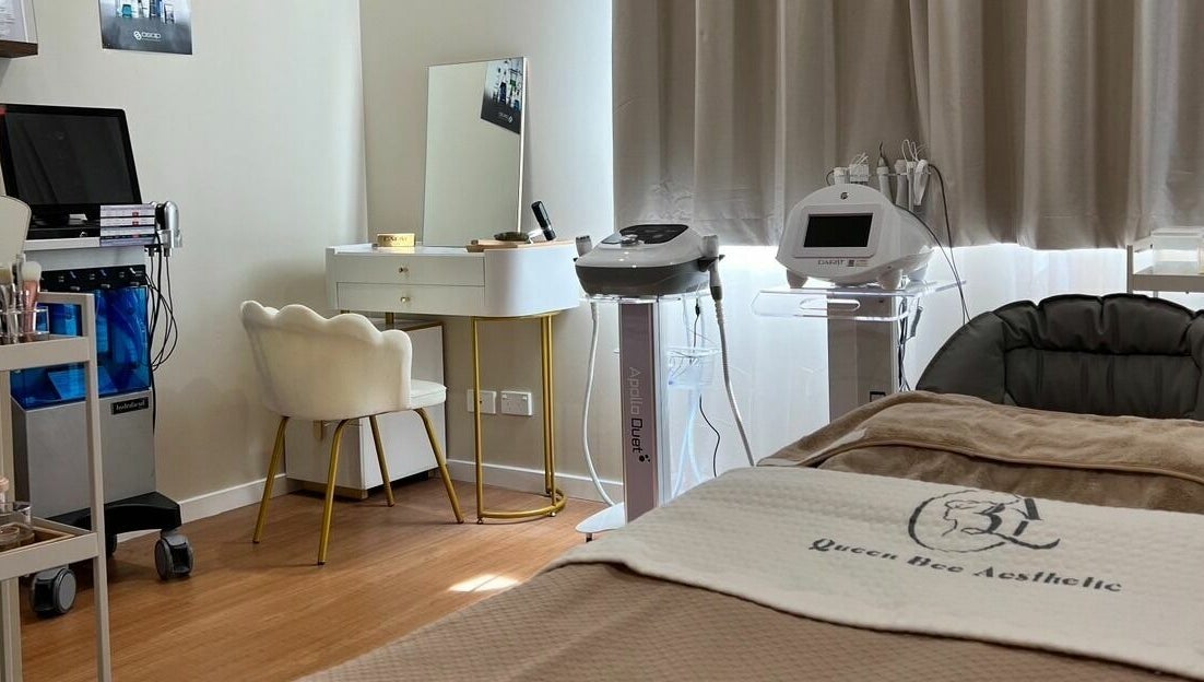 Elegant treatment room at Queen Bee Aesthetic, Robertson, Queensland, AU, featuring modern spa equipment.