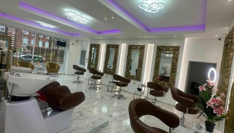 VIP Hair & Beauty Salon image 1