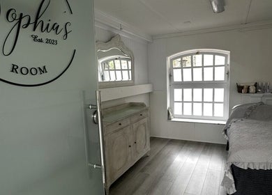 Relaxing interior of Sophia’s Beauty Room in Kinsale, County Cork, IE featuring soothing decor and a cozy treatment bed.
