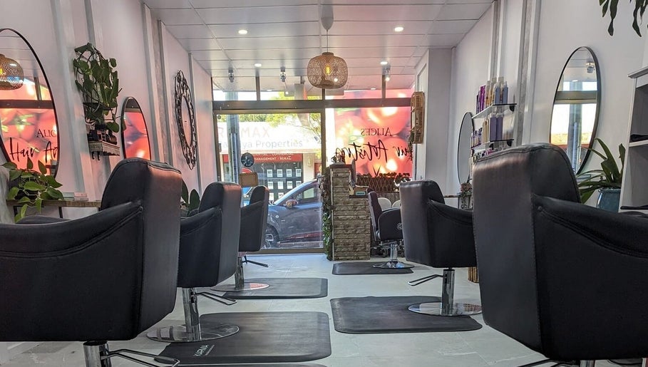 Alice's Hair Artistry imagem 1