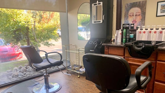 Brian @ Twelve Stones Salon