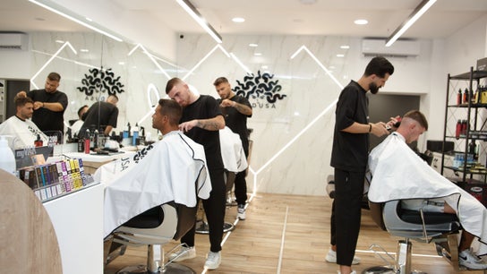 Medusa Barber Delfon