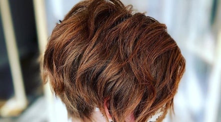 Emma James Hair image 3