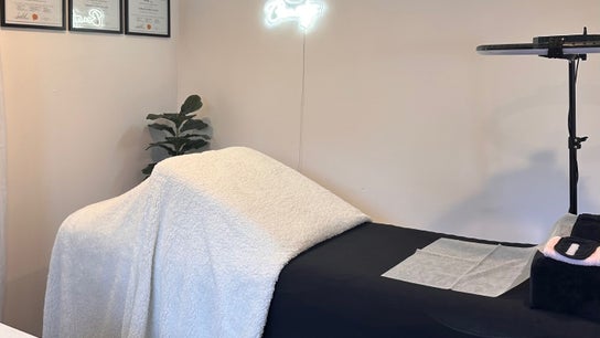 Saz É Beauty Lounge