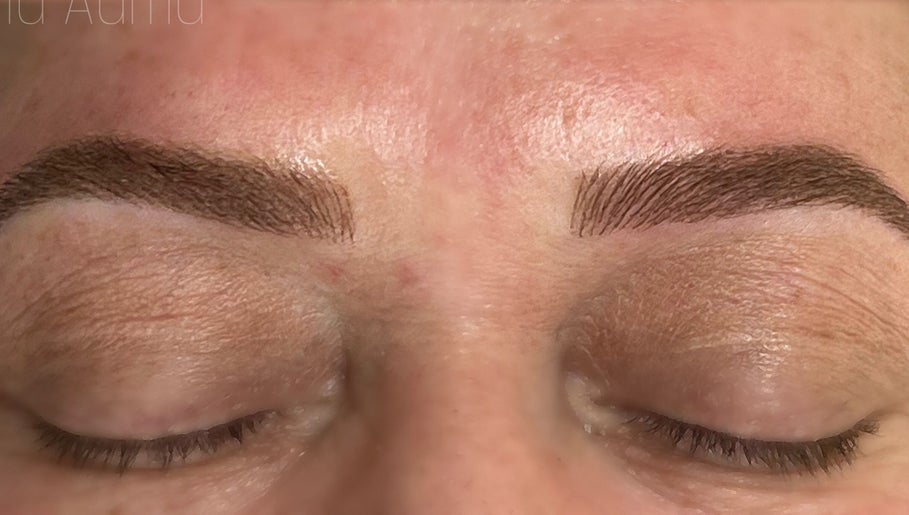 Delineate Eyebrow Studio, bilde 1