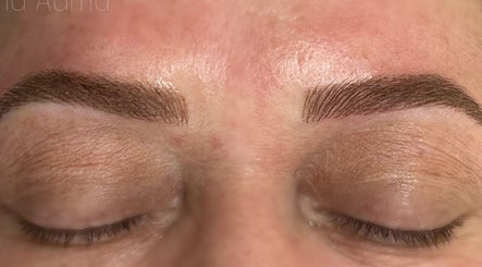 Delineate Eyebrow Studio