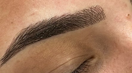 Delineate Eyebrow Studio, bilde 2