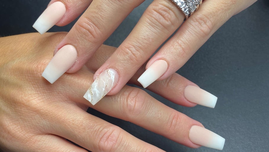 Ocean Nails Wilton image 1