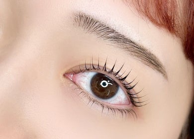 Close-up of beautifully styled eyelashes at i's. Japanese Hair & Eyelash Salon, Richmond, British Columbia, CA.