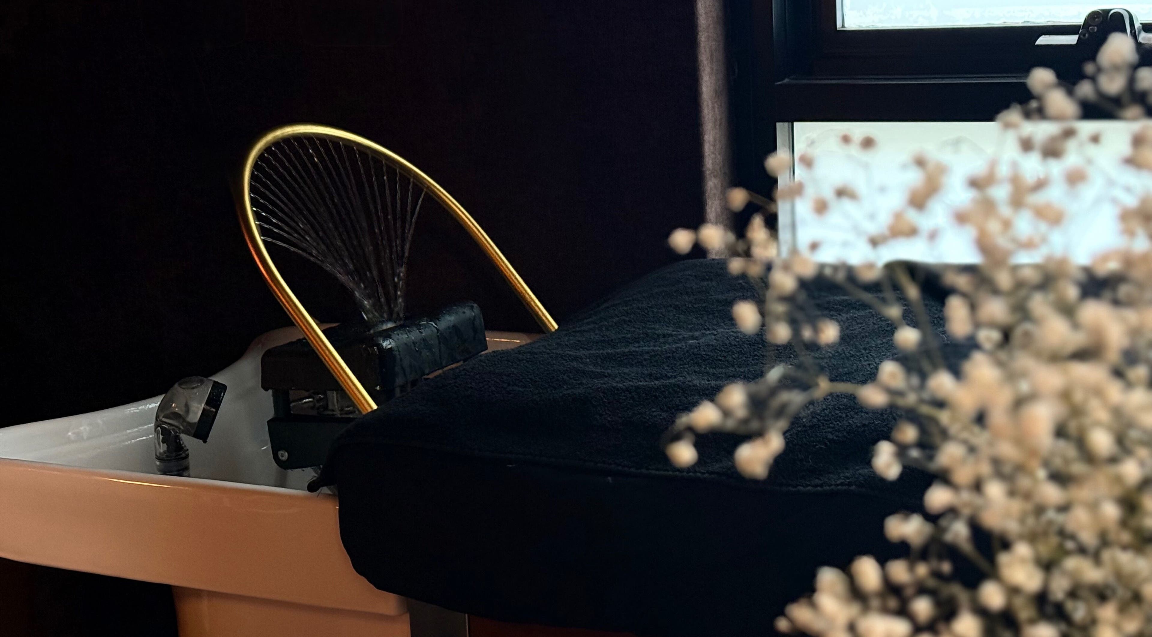 Luxurious wash station at h.AIRLAB Balmain in Balmain East, New South Wales, AU, showcasing elegance.