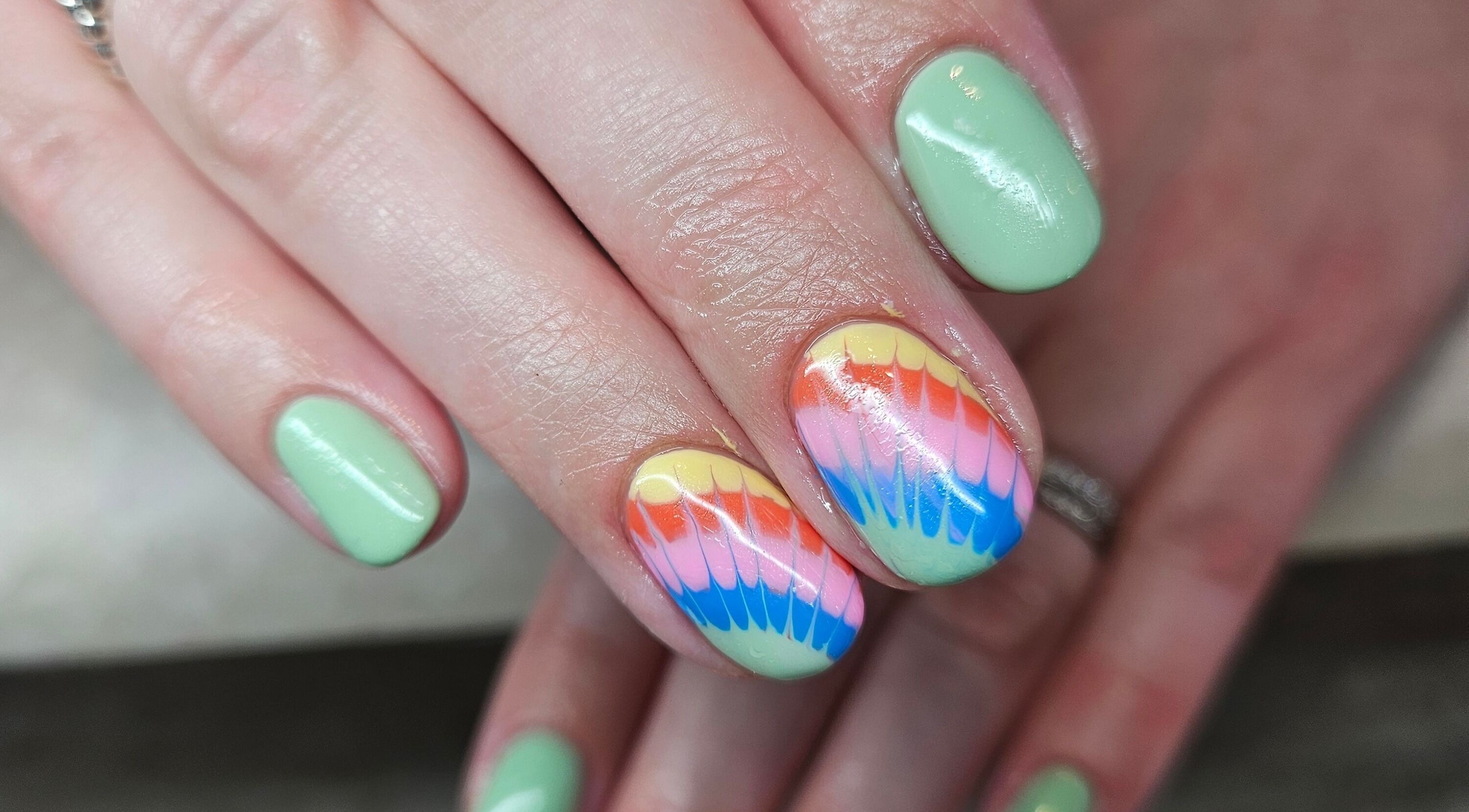 Colorful nail art design at Bella Vida Beauty in Crossgates, Scotland, GB.