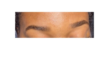Expert eyebrow shaping at VISAGE, Saint Michael, BB enhances natural beauty with precision.