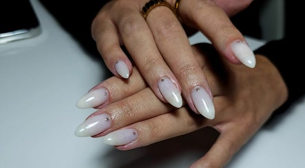 Absee Nail Studio image 3