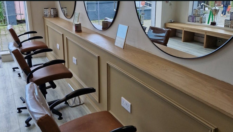 Chic salon chairs and mirrors at Aoife Creaby Hair, Westport, County Mayo, IE.