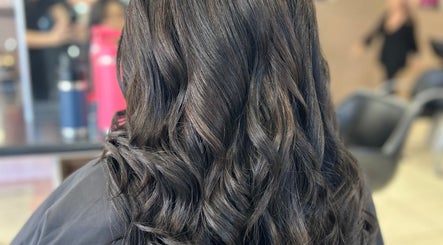 The Cabana Hair, bild 3