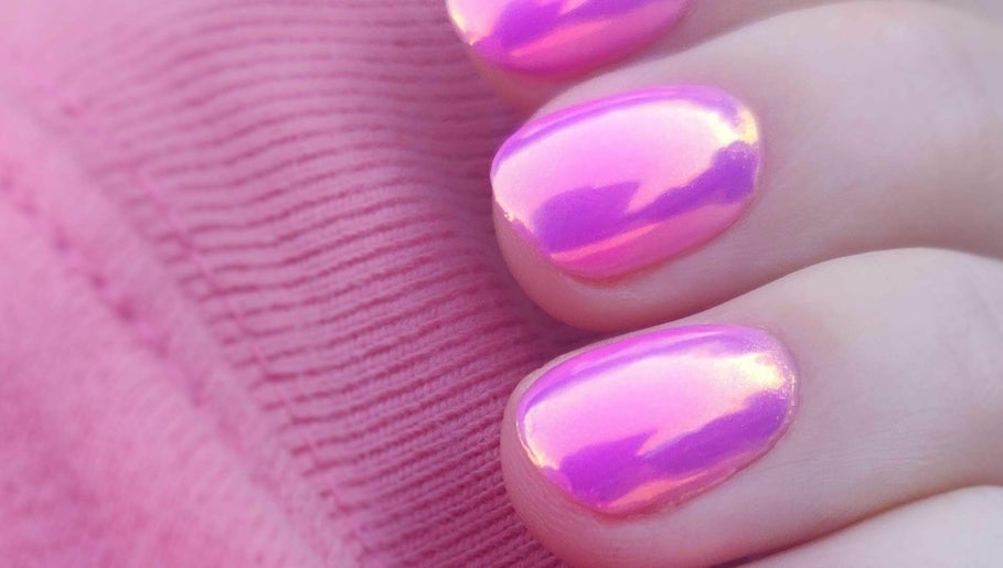 Nail Frosting image 1