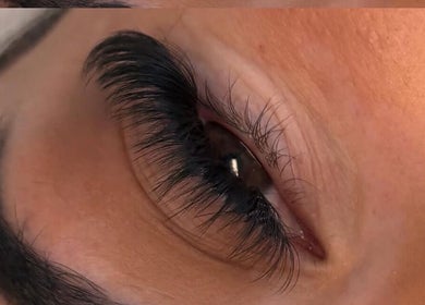 Close-up of beautifully styled eyelash extensions at Pixi Beauty, Doncaster, England, GB.