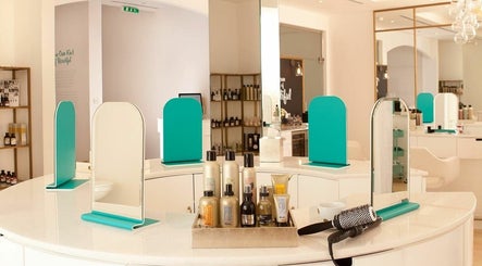 Be Bar Blow Dry Bar 3paveikslėlis