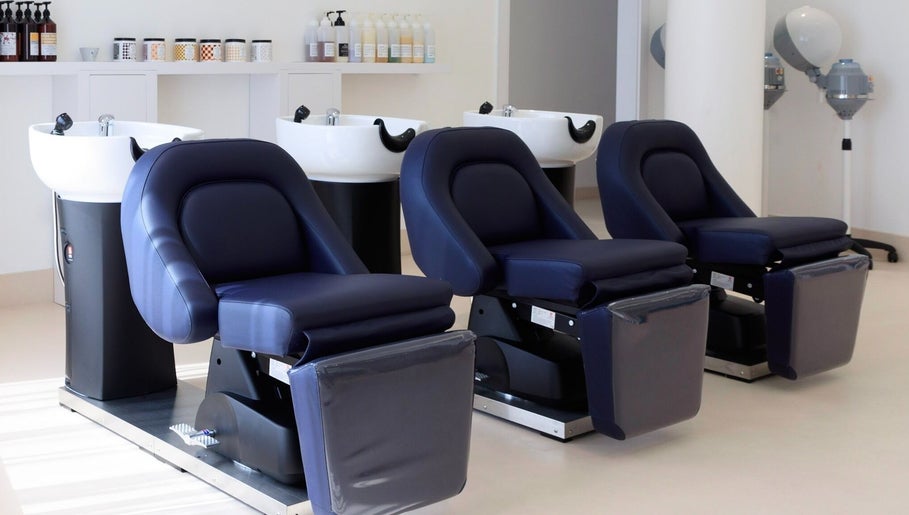 Be Bar Blow Dry Bar x Zabeel Ladies Club image 1