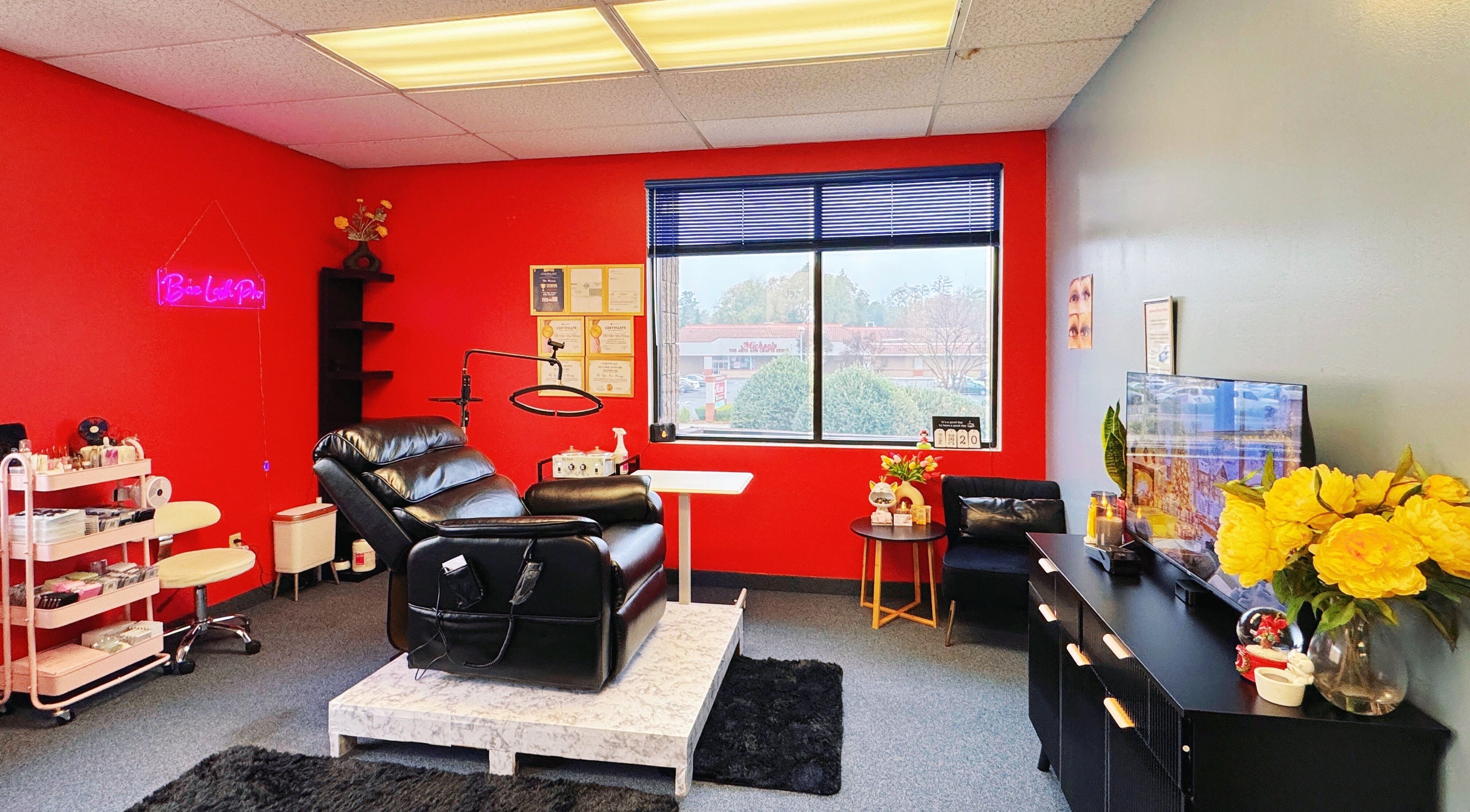 Luxe room at Bae Lash Pro, San Jose, California with a treatment chair and vibrant decor.