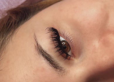 Close-up of an eyelash extension from Aesthetic Atelier, Crawley, England, GB.