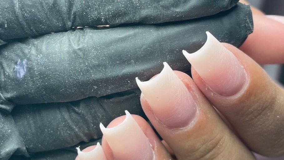 Gambar Larissa Lima Esmalteria 1