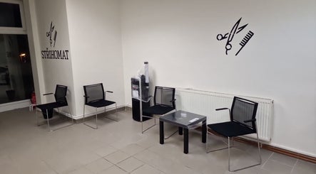 Elegant čekárna v STŘIHOMAT - Trousilova 2, Praha 8, Hlavní Město Praha, Hlavní Město Praha, CZ.