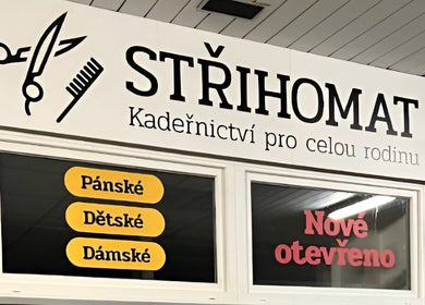 Vstup do STŘIHOMAT na Trousilova 2, Praha 8. Kadeřnictví v Hlavním Městě Praha, CZ pro celou rodinu.