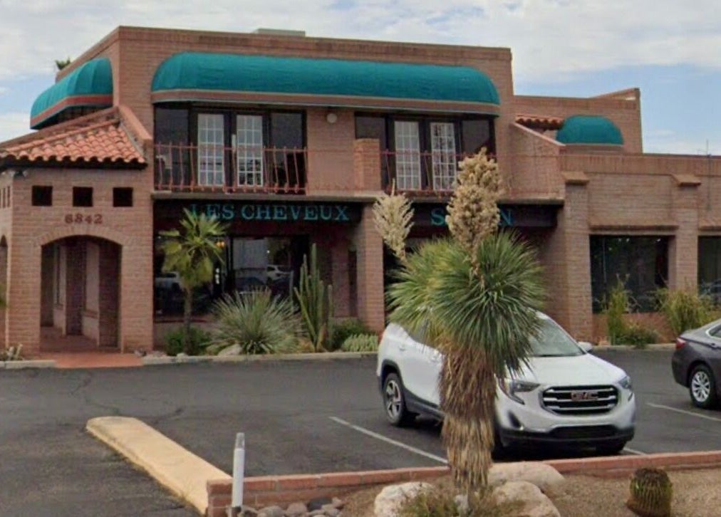 Exterior view of Refreshed Looks Aesthetics in Tucson, Arizona, US with southwestern style architecture.