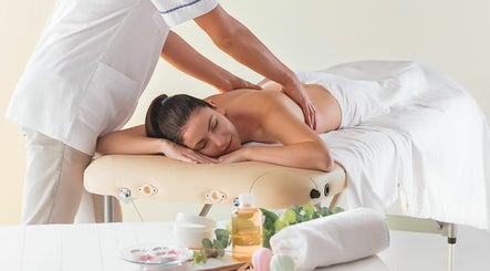 Daily Therapy Spa (In-Home Massage)