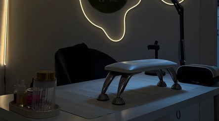 Nail Luxe