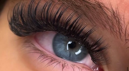 Close-up of a lush eyelash extension at Arebe - Lash Extension Specialist Hampton Beach Peterborough, Peterborough, England, GB.
