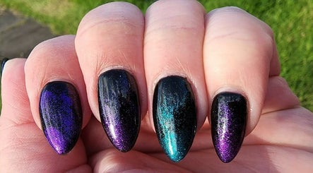 Nikki's Nails and Beauty billede 2
