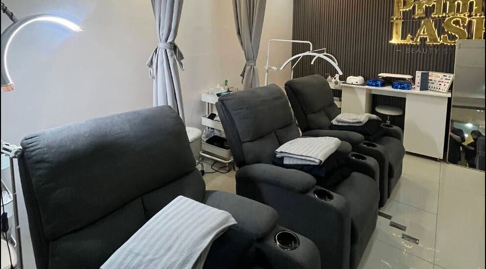 Luxurious seating area at PrimeLash - Taft Avenue Branch, Manila, Metro Manila, PH for ultimate relaxation.