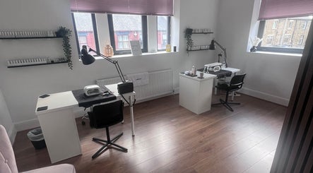 Cloudnine beauty studio