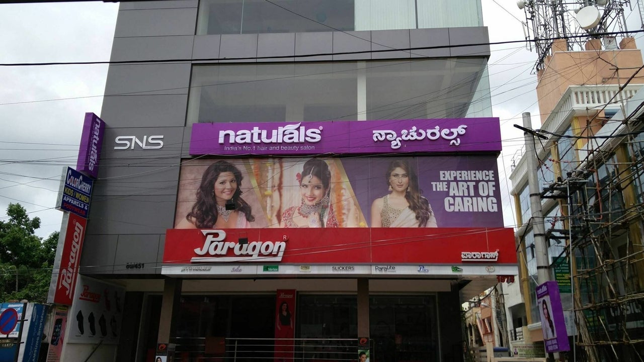 Beauty Salon | Hair Salon | Nail Salon Bangalore | VV Studio