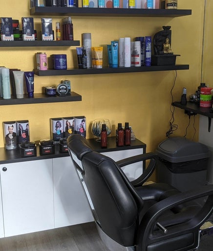 Clip Cut 14 Hair and Beauty Salon – obraz 2