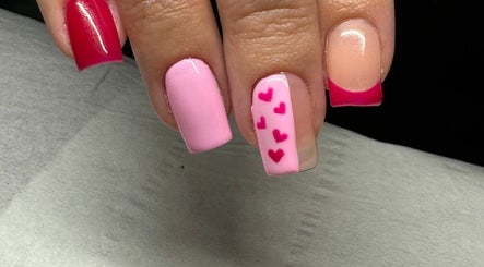 Nails with Vikki imaginea 3