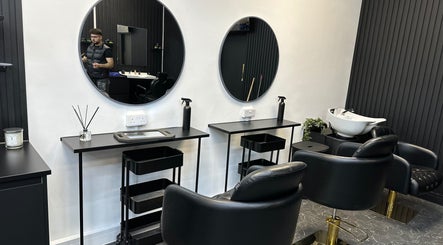 Elite Barber Lounge image 3